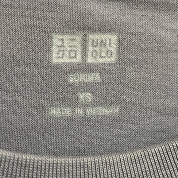 🤝 UNIQLO Supima Cotton Long Sleeve Tee Shirt XS Light Gray Blue 🤝 - Picture 2 of 2